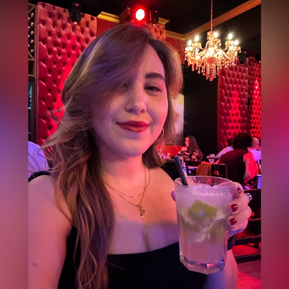 ⭐️ Meet Your Posher, Antonia ⭐️ - Picture 10 of 16